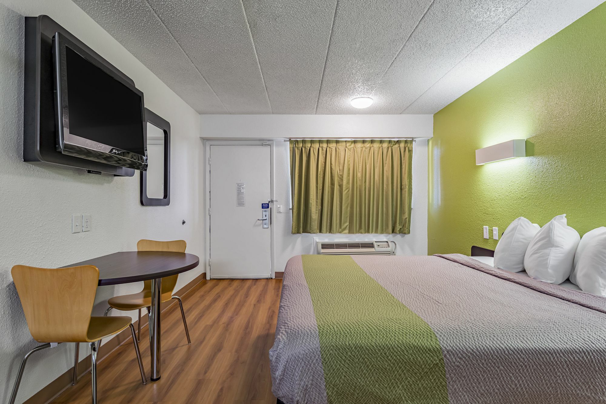 Silverton Days Inn By Wyndham Cincinnati I-71 מראה חיצוני תמונה